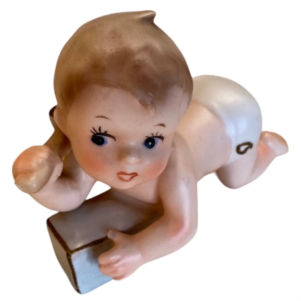 Vintage 1962 Napco C 5480 Porcelain Piano Baby Collectible Antique Figurine